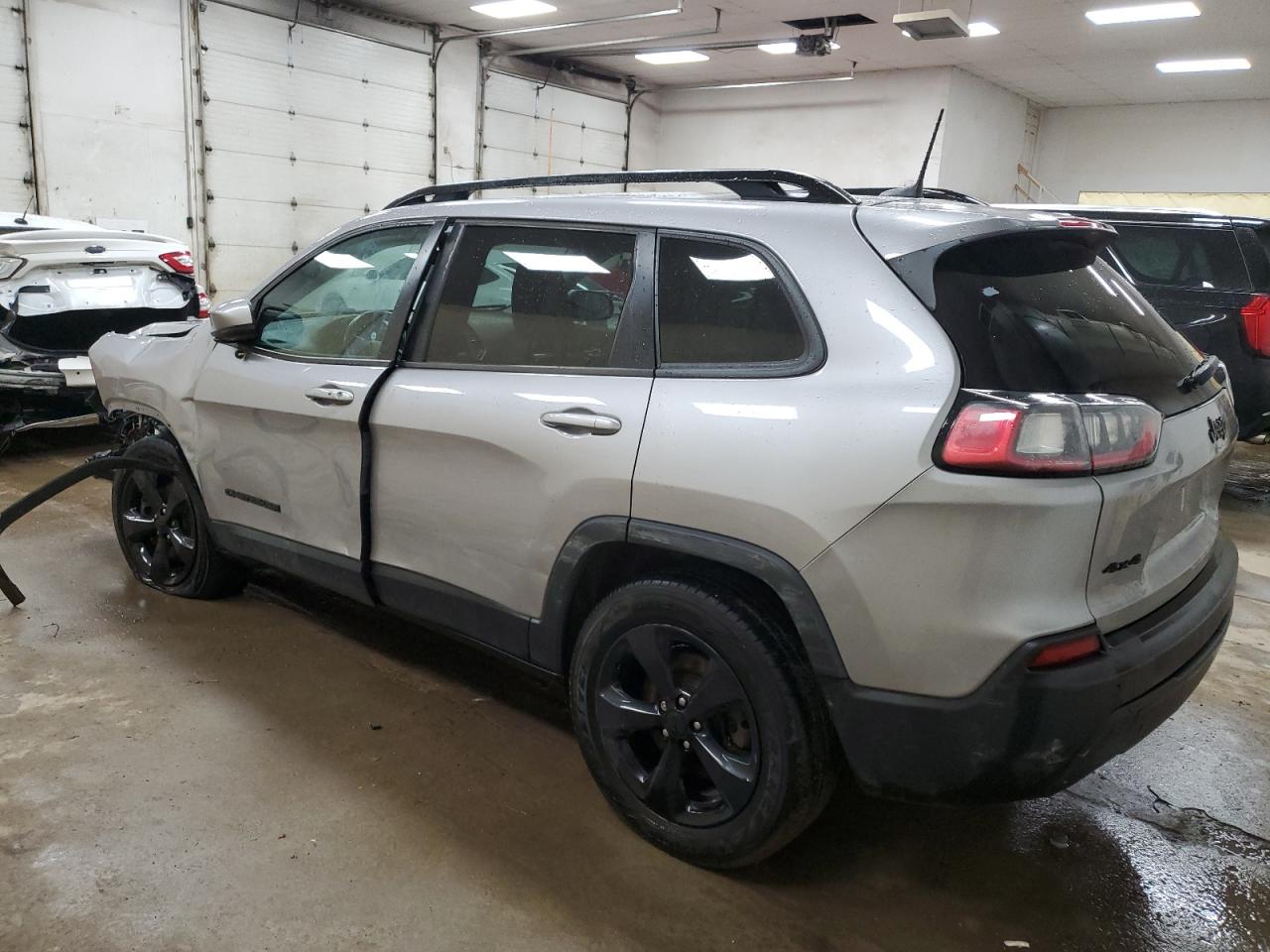 2019 Jeep Grand Cherokee VIN 1C4PJMLX5KD328313 Copart auction photo, front end / side damage thumbnail 2