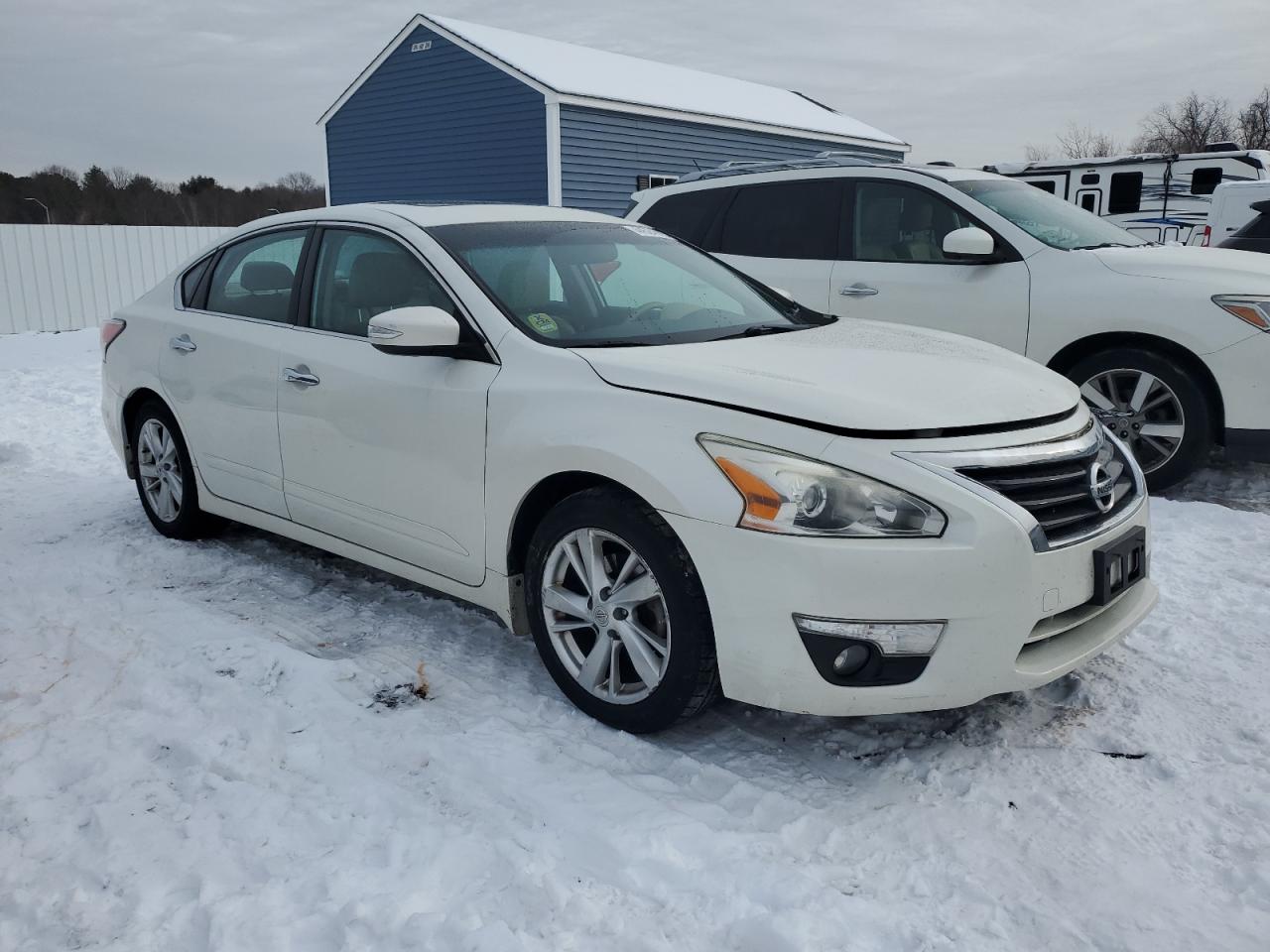 2015 Nissan Altima VIN 1N4AL3AP4FN897091 Copart auction photo, front end damage thumbnail 4