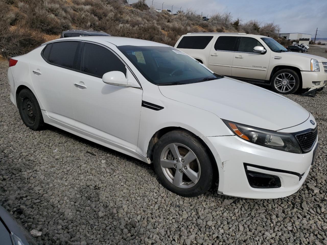 2015 KIA Optima VIN 5XXGM4A76FG348687 Copart auction photo, mechanical / minor dent/scratches damage thumbnail 4