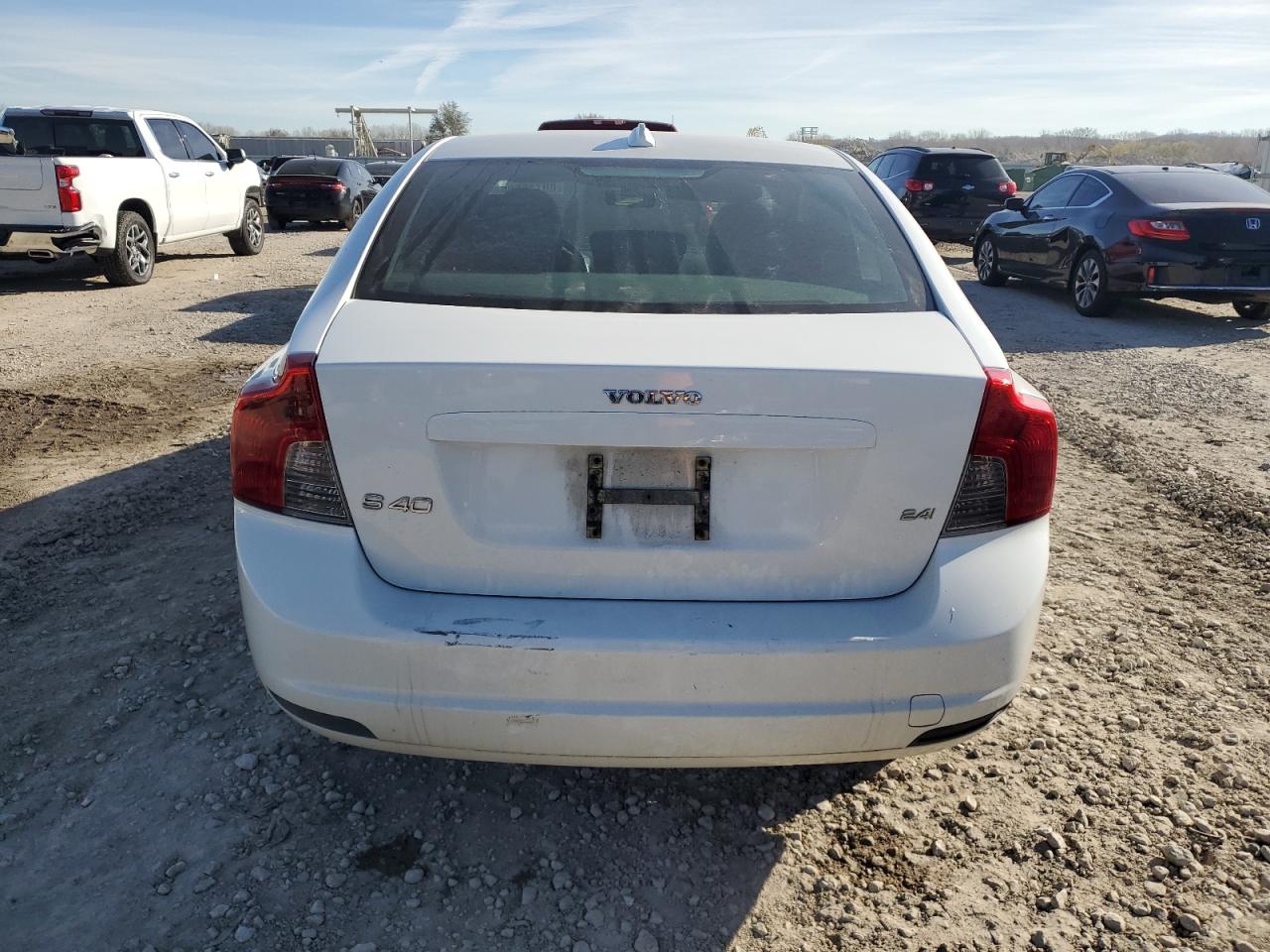 2008 Volvo S40 VIN YV1MS382782376613 Copart auction photo, front end / minor dent/scratches damage thumbnail 6