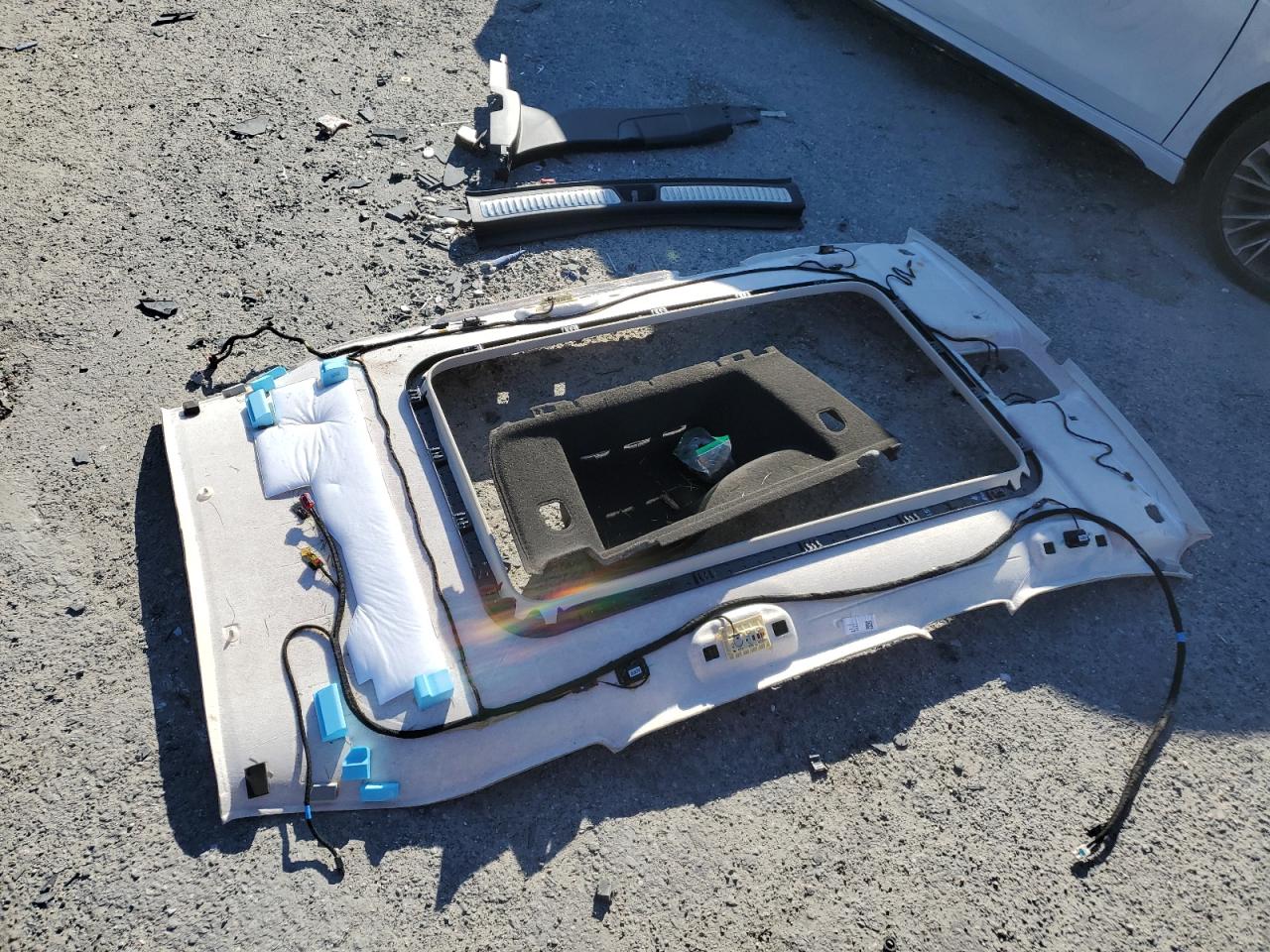 2021 Buick Envision VIN LRBFZNR41MD109969 Copart auction photo, minor dent/scratches damage thumbnail 13