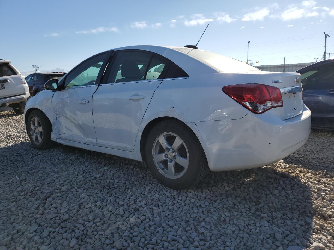 2015 Chevrolet Cruze VIN 1G1PC5SB8F7155793 Copart auction photo, side / front end damage thumbnail 2