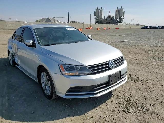 2015 Volkswagen Jetta VIN 3VWD17AJ6FM258847 Copart auction photo, side / rear end damage thumbnail 11