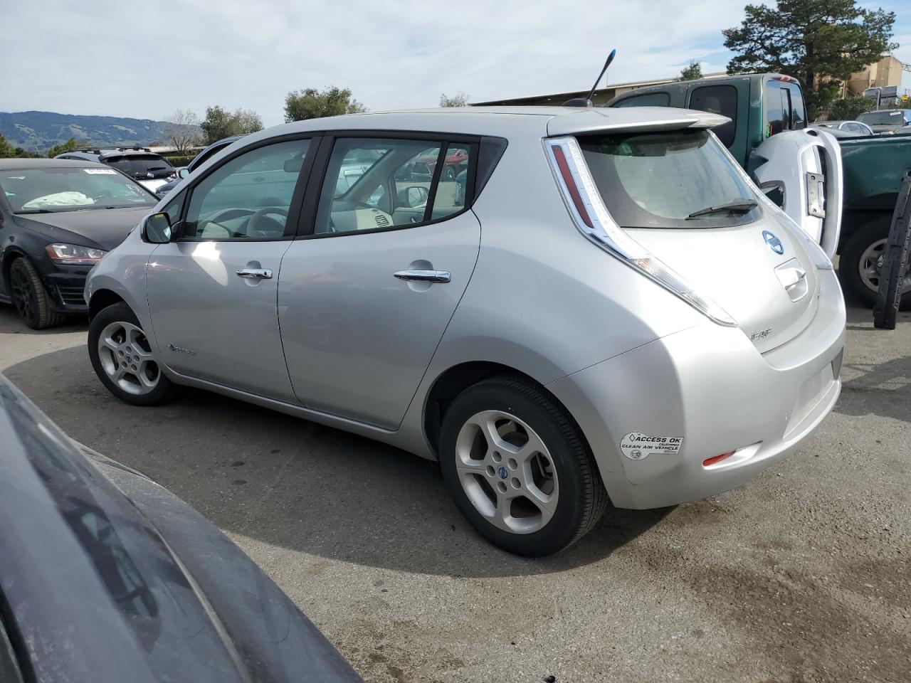 2013 Nissan Leaf VIN 1N4AZ0CP8DC420991 Copart auction photo, front end damage thumbnail 2