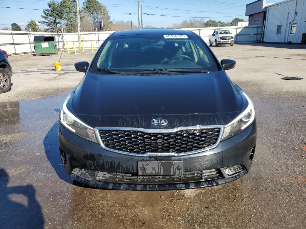 2018 KIA Forte VIN 3KPFL4A75JE195641 Copart auction photo, rear end / side damage thumbnail 5