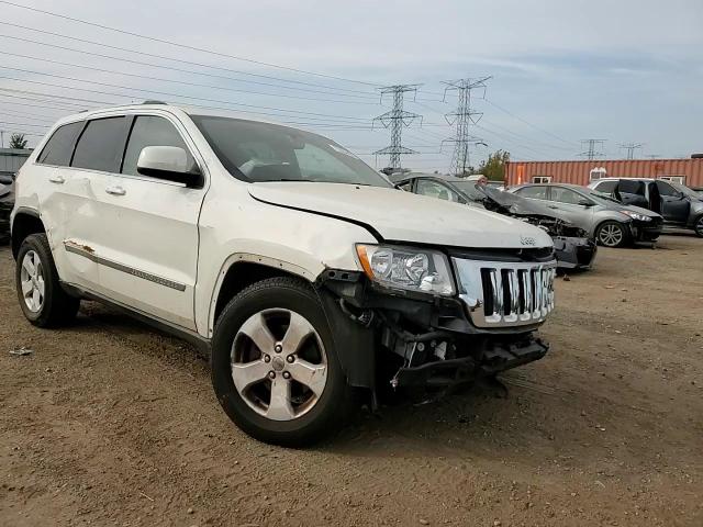 2011 Jeep Grand Cherokee VIN 1J4RR4GG2BC670975 Copart auction photo, front end damage thumbnail 10