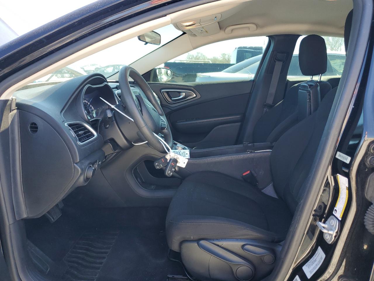 2016 Chrysler 200 VIN 1C3CCCFBXGN185769 Copart auction photo, minor dent/scratches damage thumbnail 7