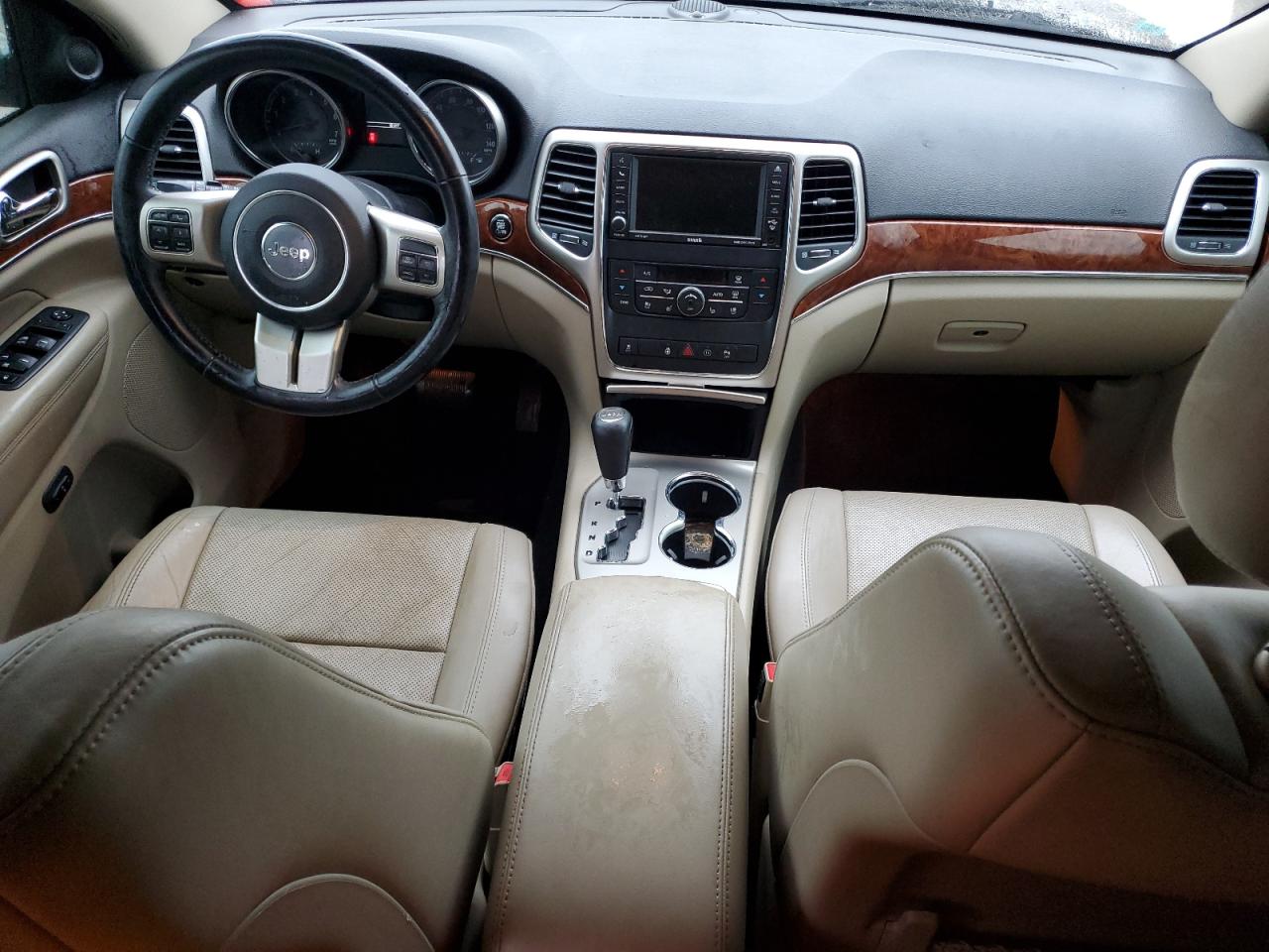 2012 Jeep Grand Cherokee VIN 1C4RJFBG7CC267589 Copart auction photo, front end / minor dent/scratches damage thumbnail 8