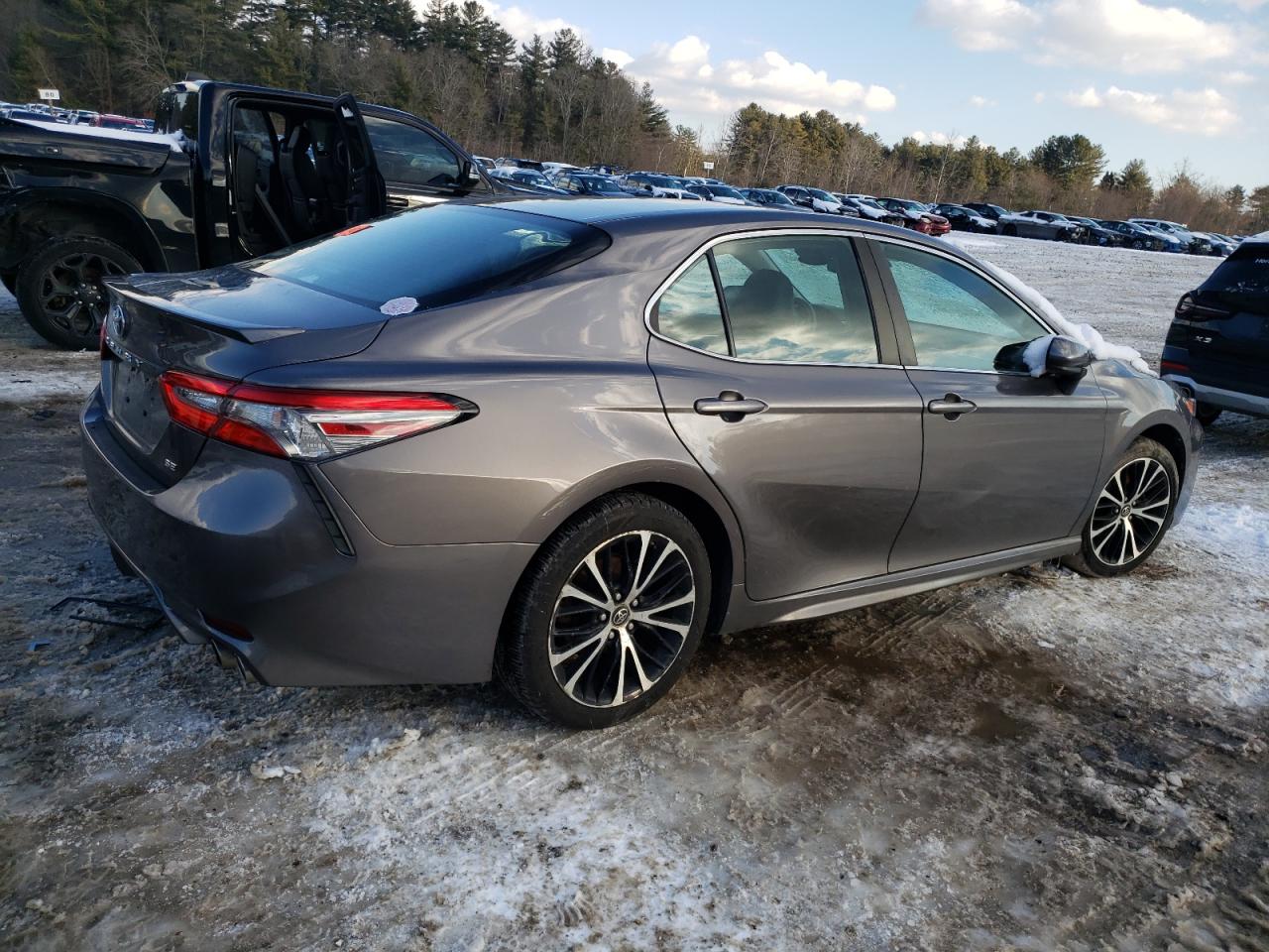 2018 Toyota Camry VIN 4T1B11HK5JU008022 Copart auction photo, biohazard/chemical damage thumbnail 3