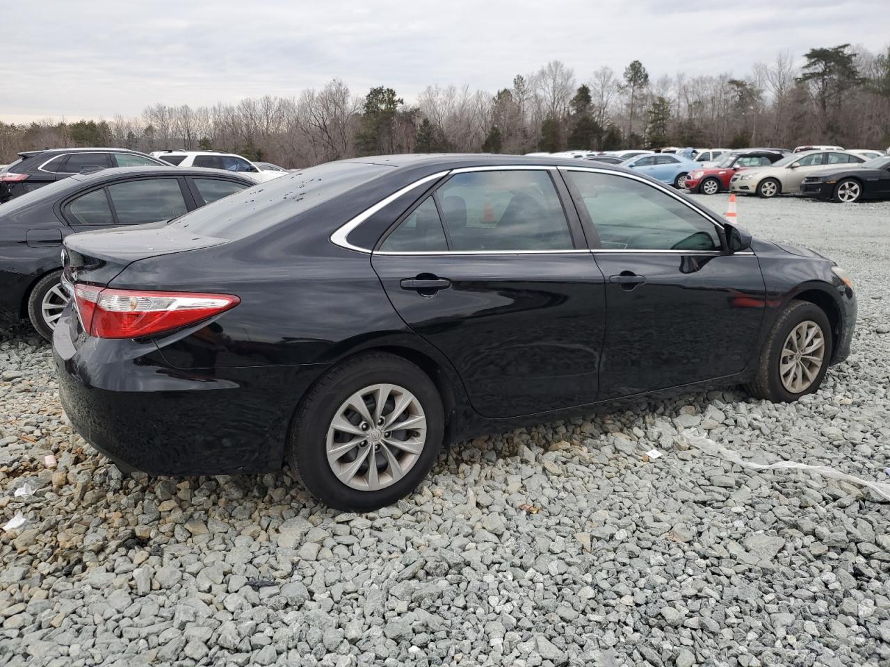 2017 Toyota Camry VIN 4T1BF1FK4HU650875 Copart auction photo, side / minor dent/scratches damage thumbnail 3