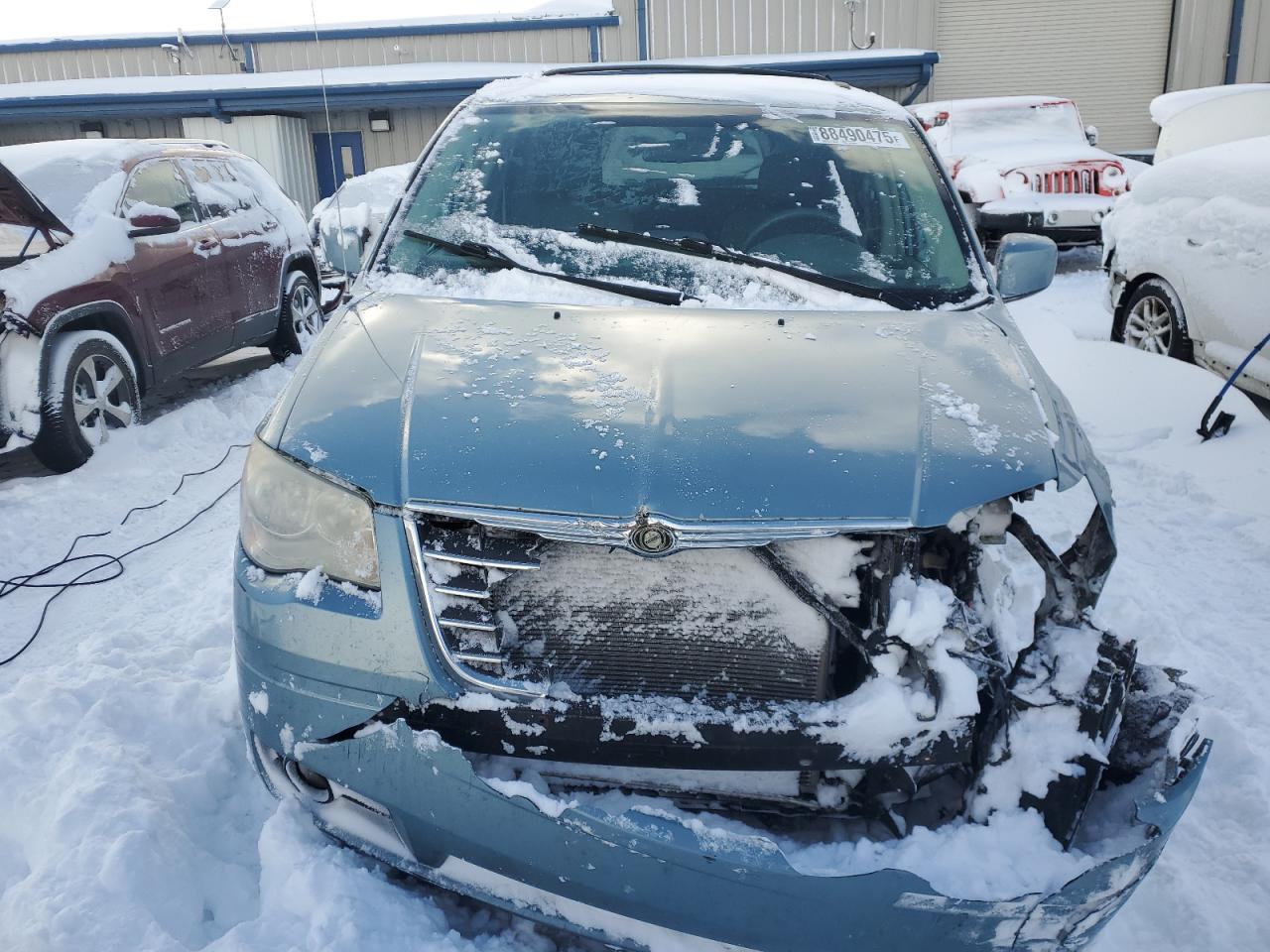 2008 Chrysler Town & Country VIN 2A8HR54P58R794601 Copart auction photo, front end damage thumbnail 5