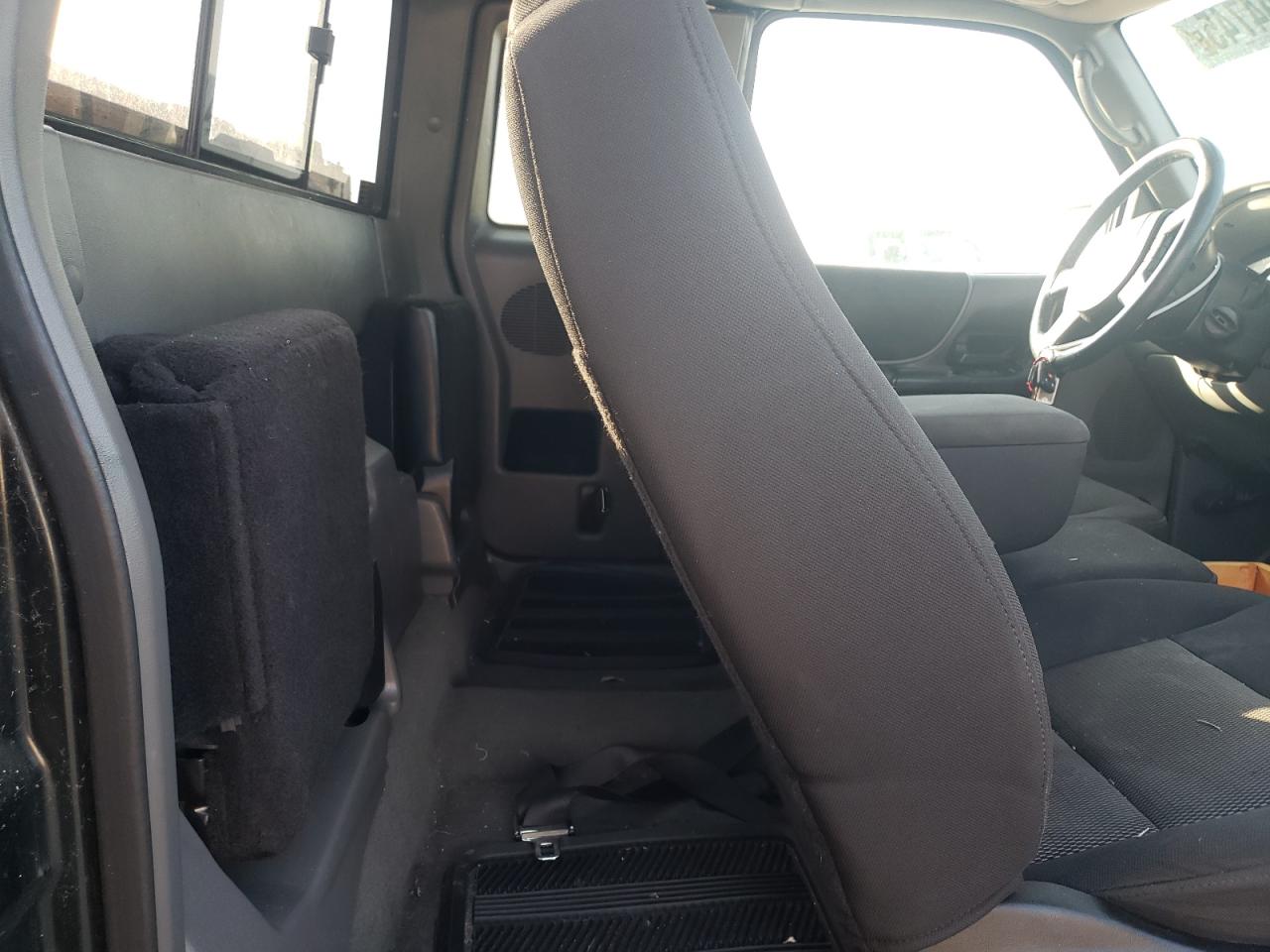 2004 Ford Ranger VIN 1FTYR44U44PA23341 Copart auction photo, front end damage thumbnail 10