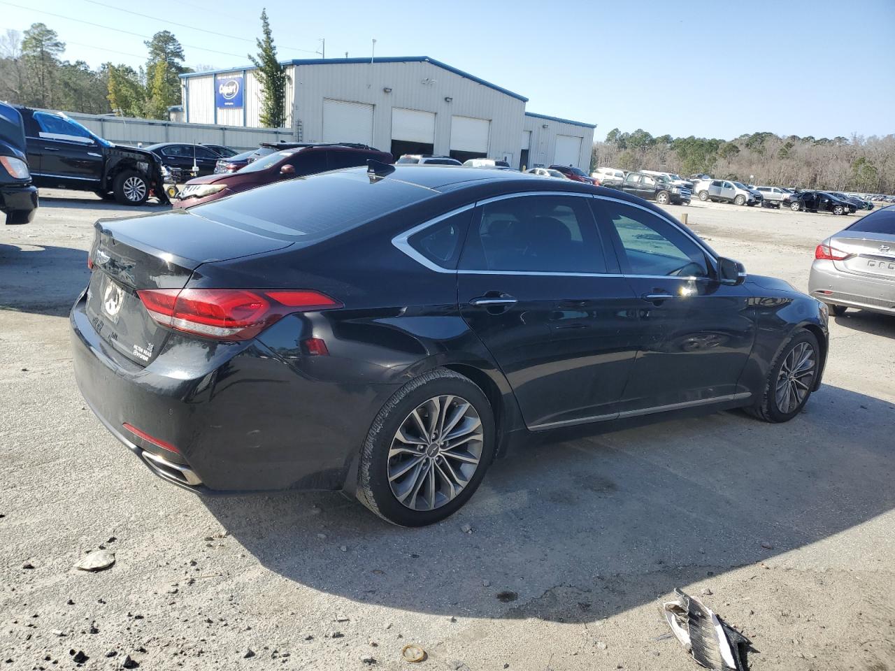 2015 Hyundai Genesis VIN KMHGN4JE4FU088064 Copart auction photo, front end damage thumbnail 3