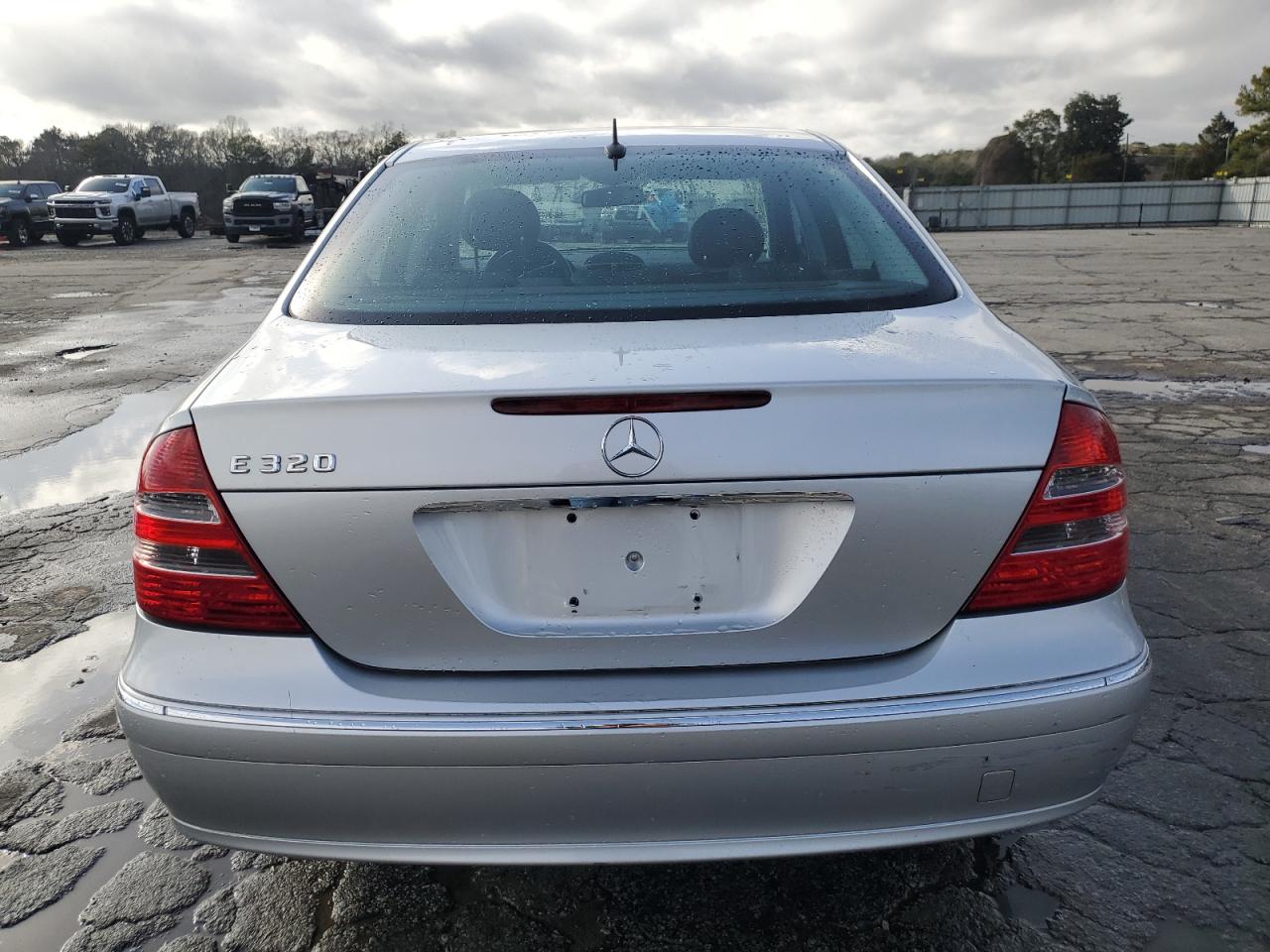 2004 Mercedes-Benz E-klasse VIN WDBUF65J54A408612 Copart auction photo, front end / rear end damage thumbnail 6