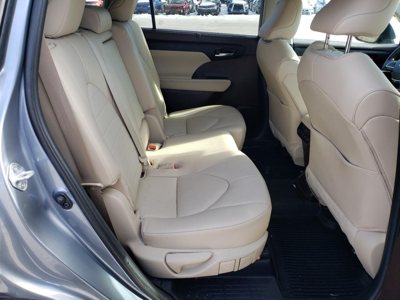 2021 Toyota Highlander VIN 5TDGZRBH4MS144021 Copart auction photo, front end damage thumbnail 11