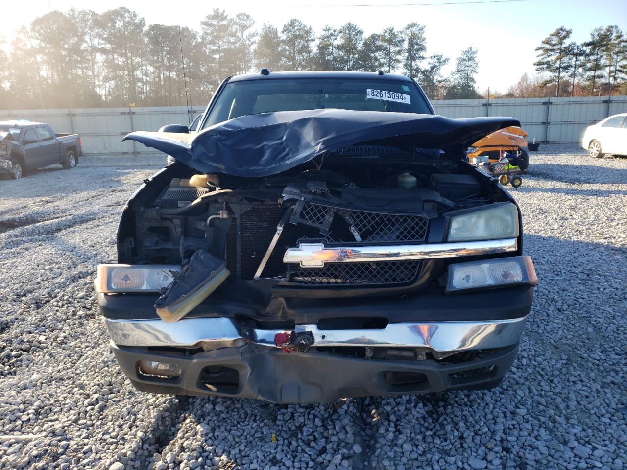 2005 Chevrolet Silverado VIN 2GCEK19B951319550 Copart auction photo, all over damage thumbnail 5