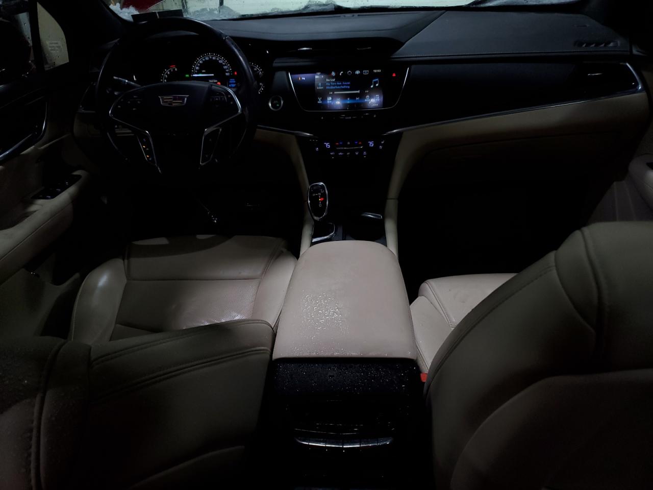 2018 Cadillac XT5 VIN 1GYKNFRS7JZ189741 Copart auction photo, side damage thumbnail 8