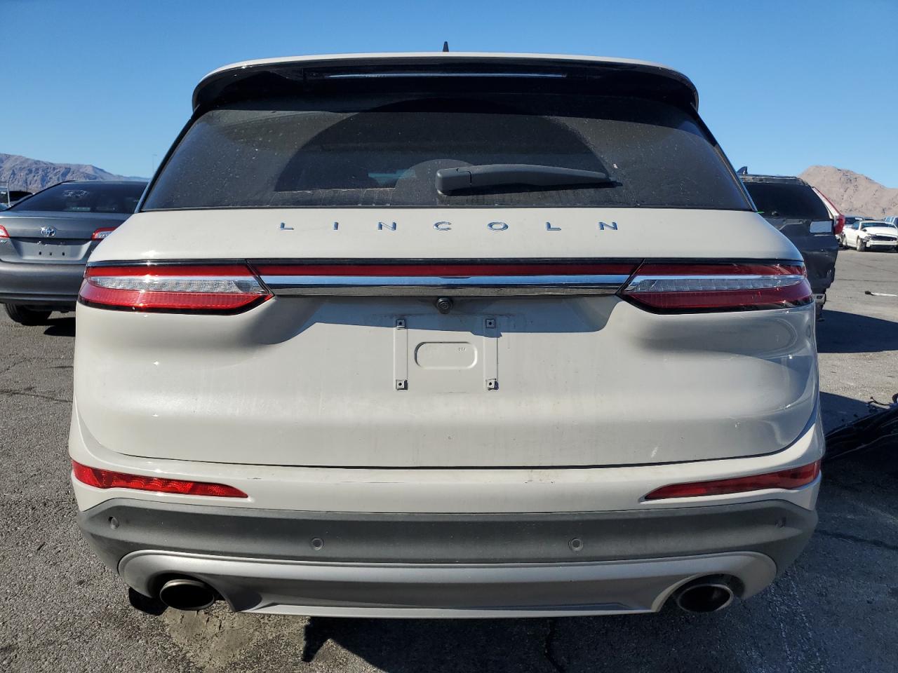 2022 Lincoln Corsair VIN 5LMCJ1C91NUL06241 Copart auction photo, front end damage thumbnail 6
