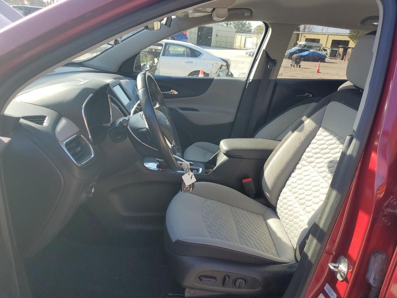 2020 Chevrolet Equinox VIN 2GNAXKEV1L6258787 Copart auction photo, rear end damage thumbnail 7