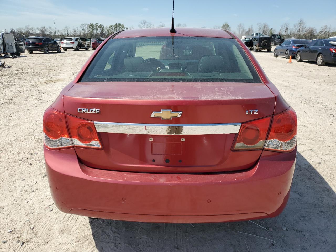 2011 Chevrolet Cruze VIN 1G1PH5S94B7136408 Copart auction photo, minor dent/scratches / normal wear damage thumbnail 6
