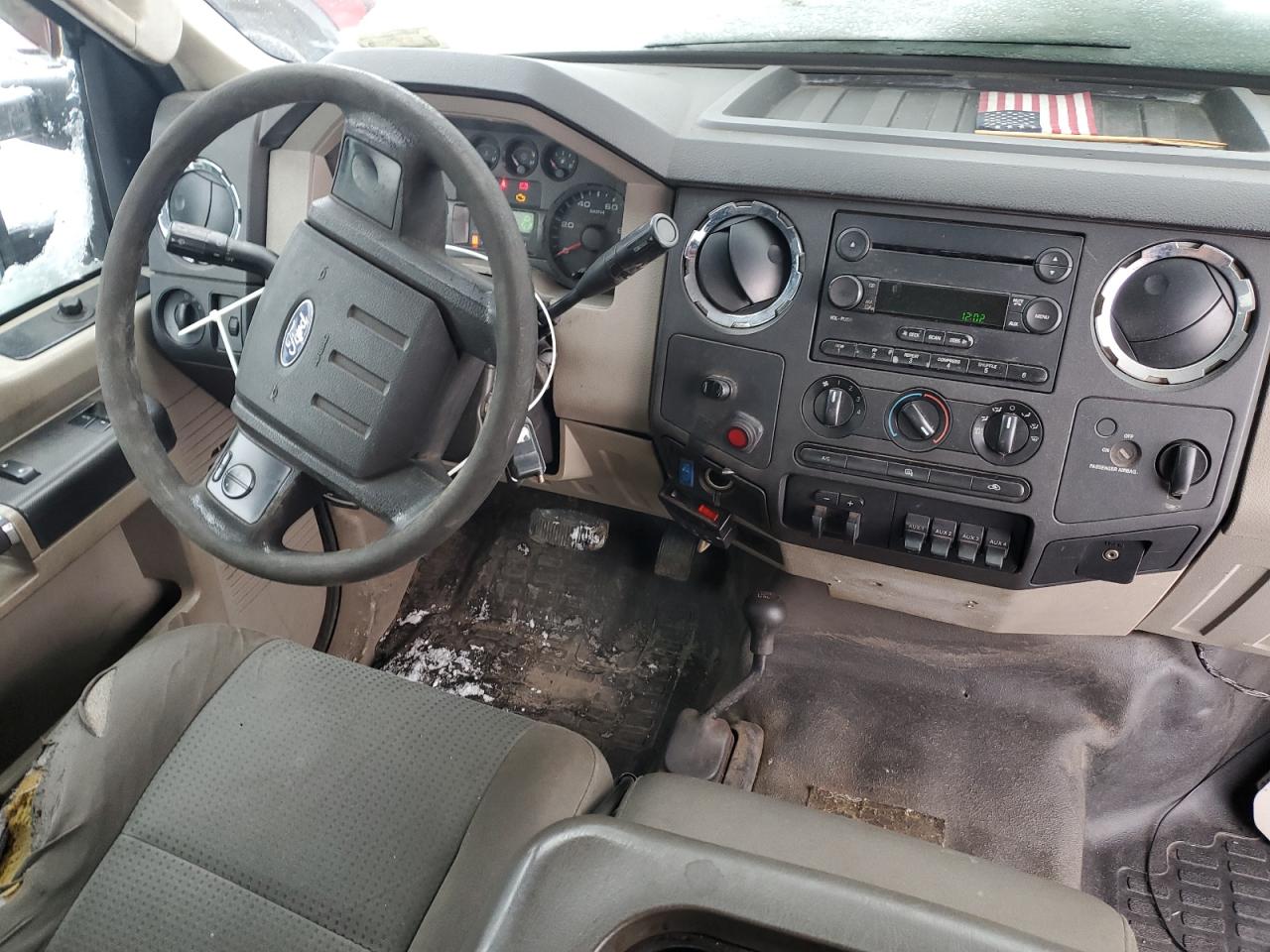 2010 Ford F450 VIN 1FDAF4HR8AEA90463 Copart auction photo, normal wear damage thumbnail 8