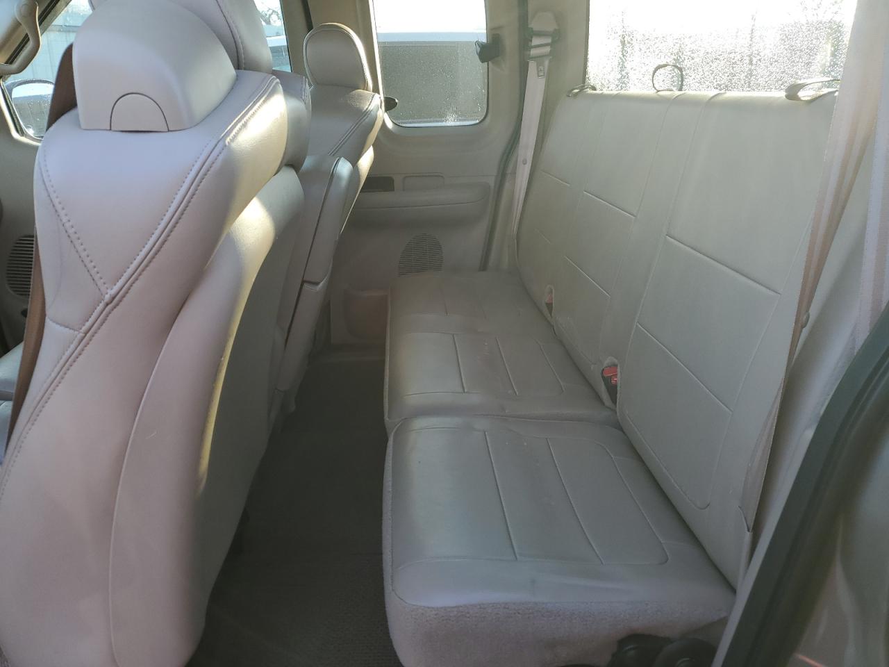 2001 Ford F-150 VIN 1FTRX17L41NA96180 Copart auction photo, all over damage thumbnail 10