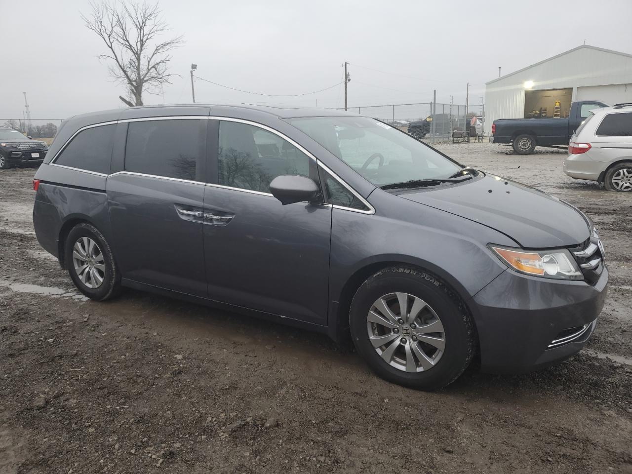 2016 Honda Odyssey VIN 5FNRL5H64GB111943 Copart auction photo, side / rear end damage thumbnail 4