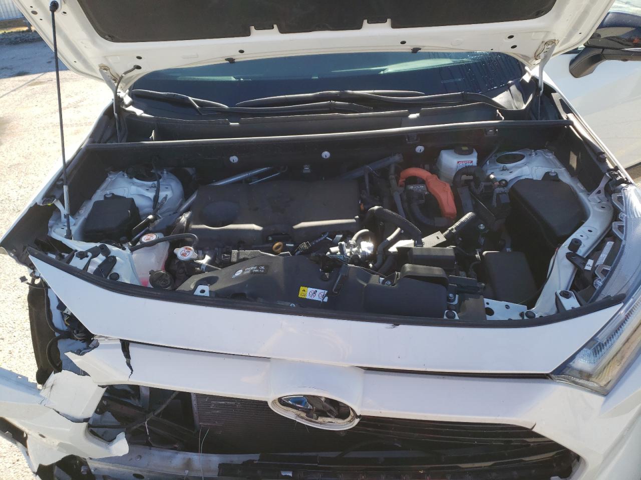 2022 Toyota RAV 4 VIN 4T3E6RFV4NU093894 Copart auction photo, front end / minor dent/scratches damage thumbnail 13