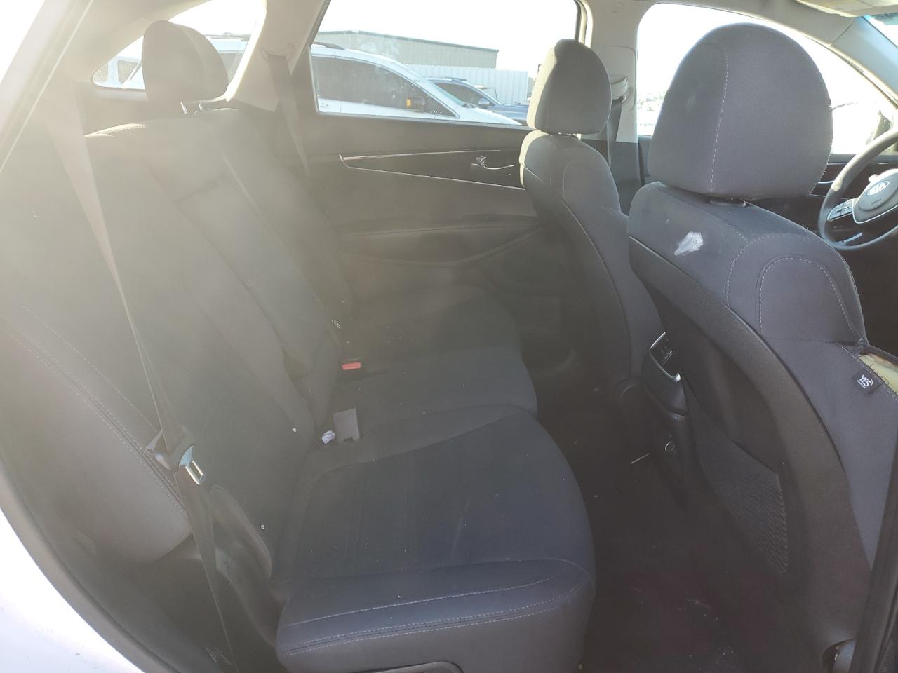 2019 KIA Sorento VIN 5XYPG4A37KG605852 Copart auction photo, side damage thumbnail 11