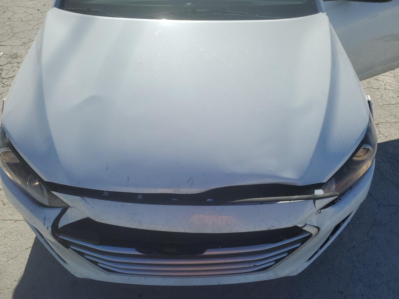 2018 Hyundai Elantra VIN 5NPD84LF8JH302853 Copart auction photo, front end / minor dent/scratches damage thumbnail 11