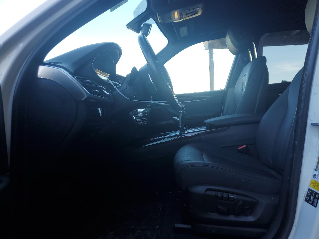 2018 BMW X5 VIN 5UXKR0C57JL075573 Copart auction photo, front end / rear end damage thumbnail 7