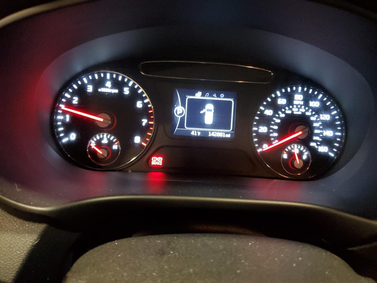 2016 KIA Sorento VIN 5XYPGDA38GG070148 Copart auction photo, front end / minor dent/scratches damage thumbnail 9