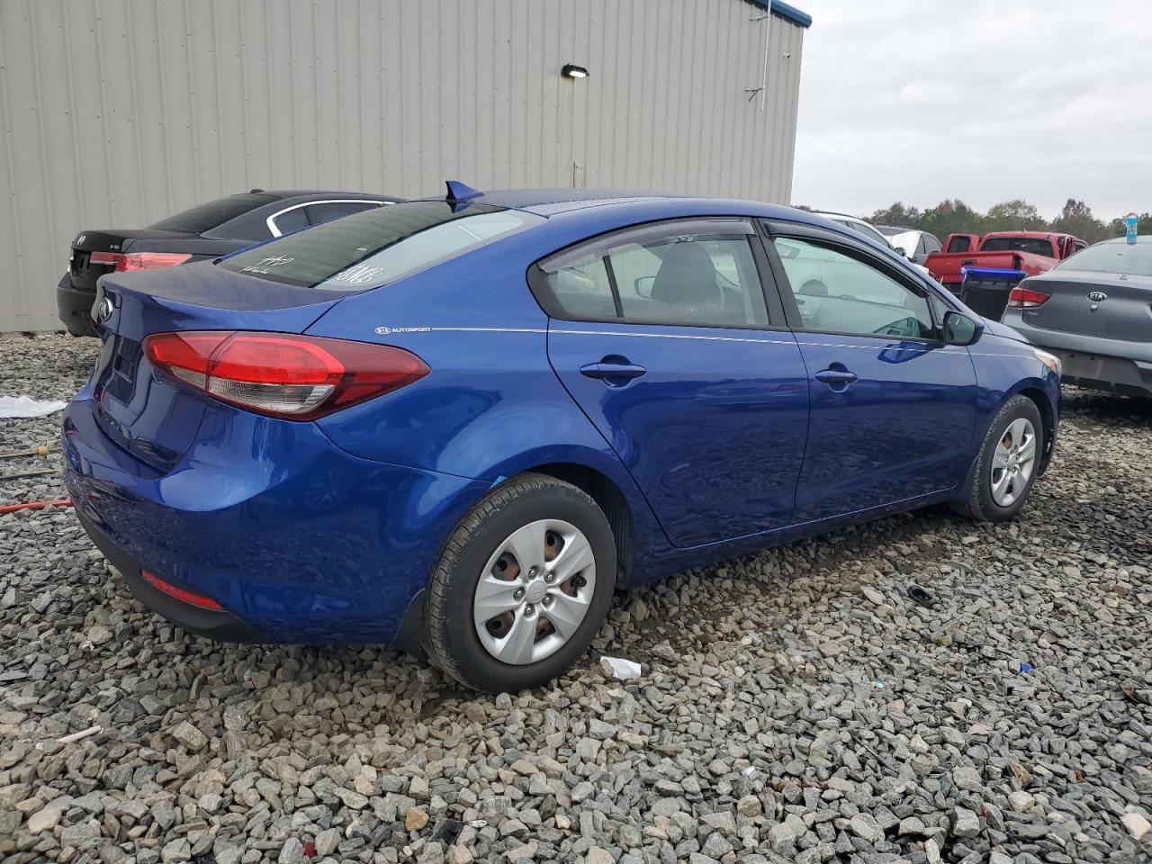 2018 KIA Forte VIN 3KPFK4A7XJE177638 Copart auction photo, minor dent/scratches damage thumbnail 3