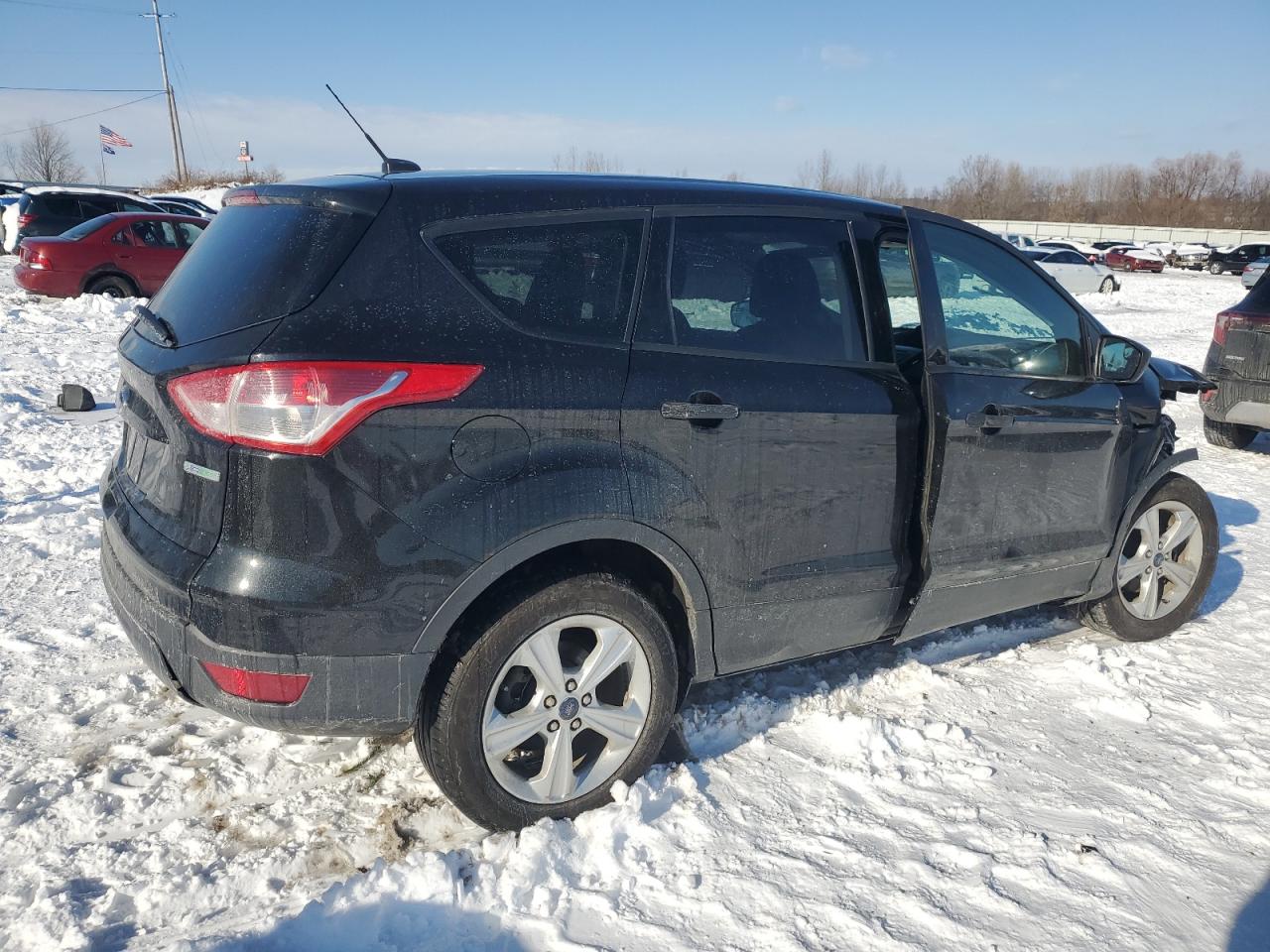 2015 Ford Escape VIN 1FMCU0F74FUA00571 Copart auction photo, front end damage thumbnail 3