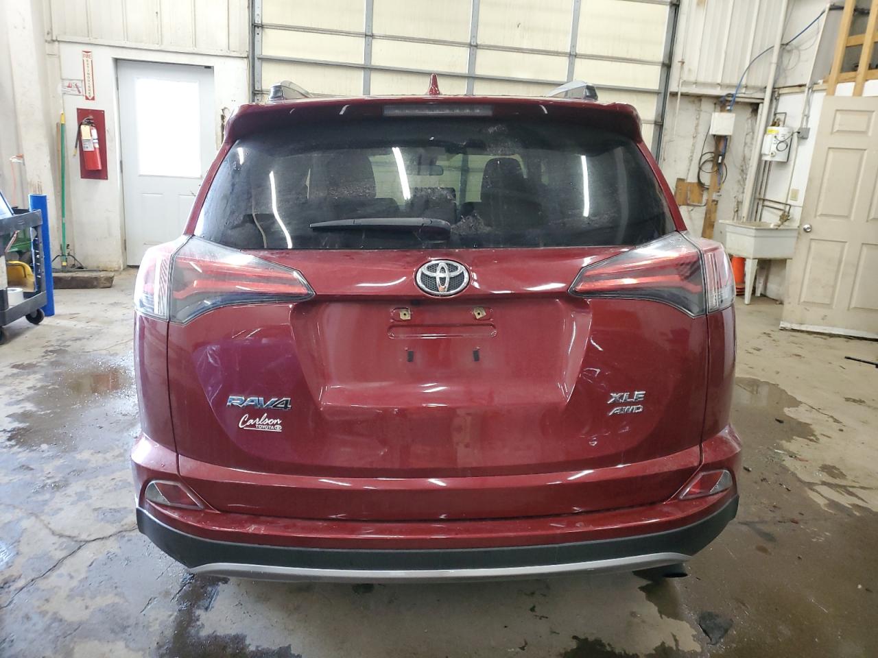 2018 Toyota RAV 4 VIN JTMRFREVXJD233425 Copart auction photo, front end / side damage thumbnail 6