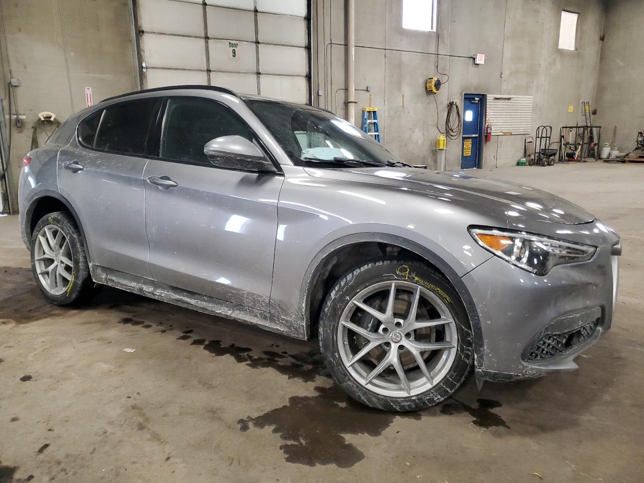 2018 Alfa Romeo Stelvio VIN ZASFAKNN3J7B59506 Copart auction photo, front end / rear end damage thumbnail 4