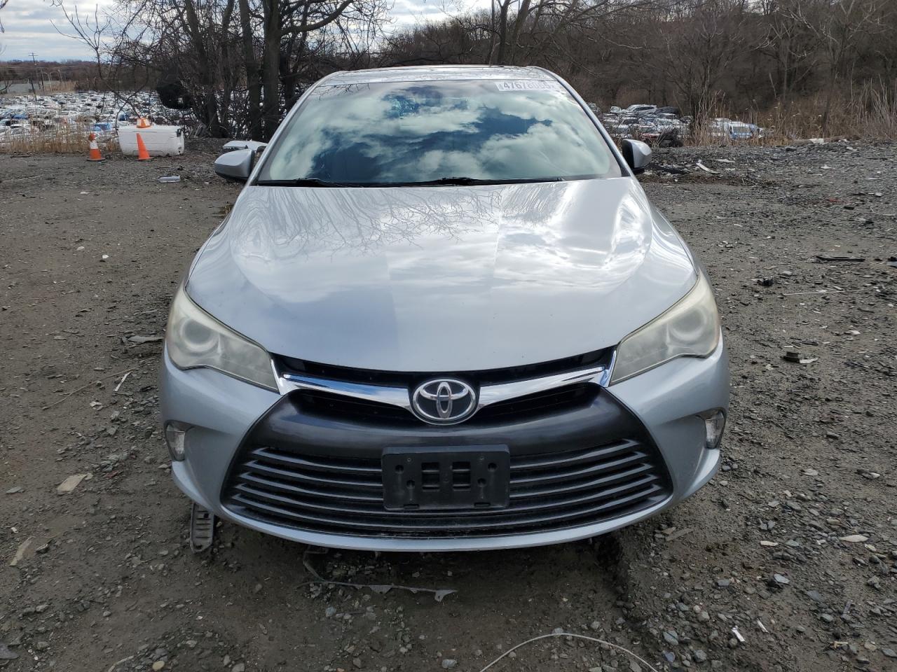 2015 Toyota Camry VIN 4T4BF1FK2FR479739 Copart auction photo, rear end / minor dent/scratches damage thumbnail 5