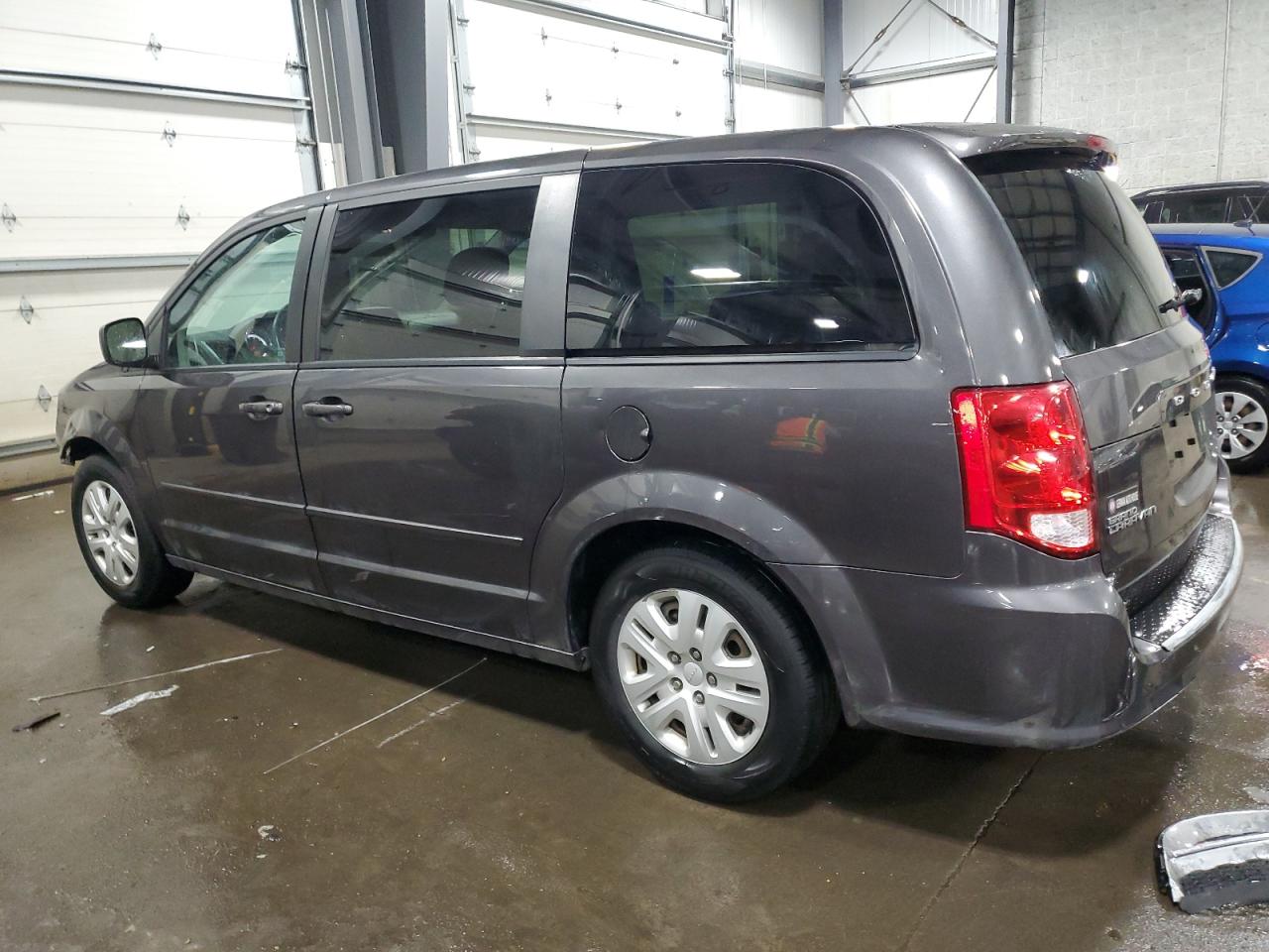 2015 Dodge Caravan VIN 2C4RDGBG9FR743852 Copart auction photo, front end damage thumbnail 2
