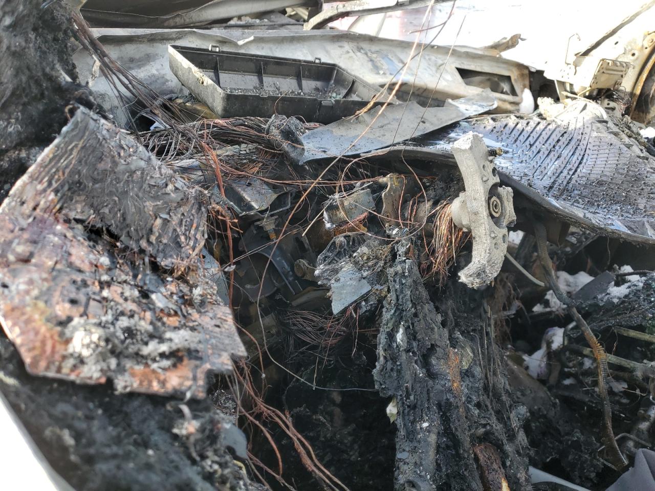 2010 Toyota Tundra VIN 5TFUM5F16AX015873 Copart auction photo, burn / rollover damage thumbnail 9