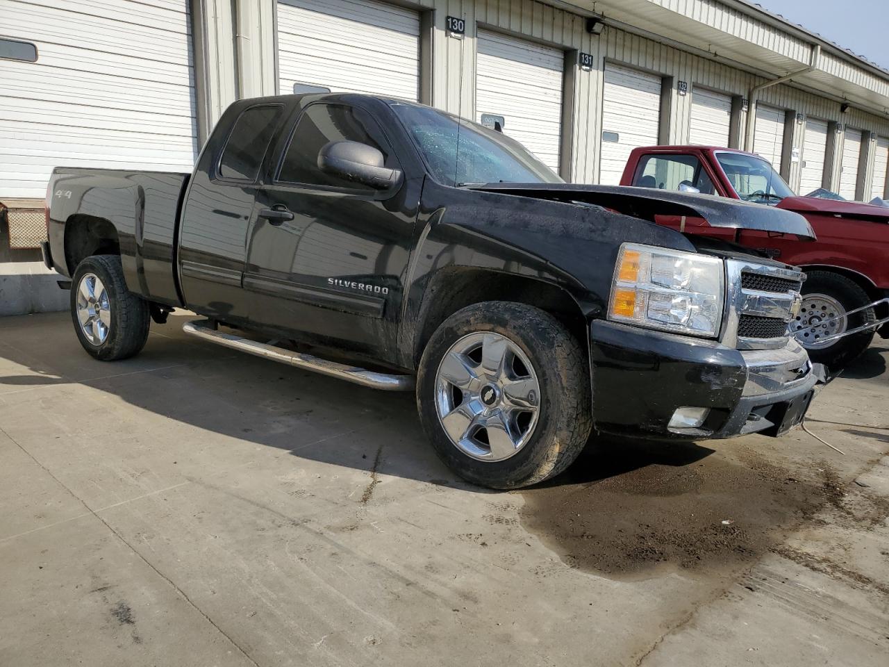 2010 Chevrolet Silverado VIN 1GCSKSE30AZ252314 Copart auction photo, front end / rear end damage thumbnail 4