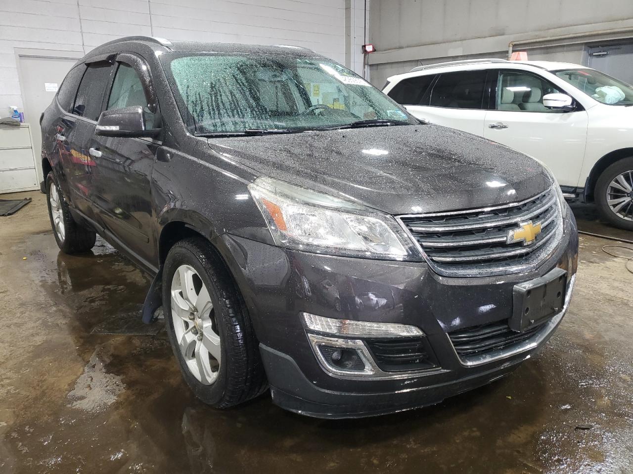 2017 Chevrolet Traverse VIN 1GNKVGKD1HJ185532 Copart auction photo, side / front end damage thumbnail 4