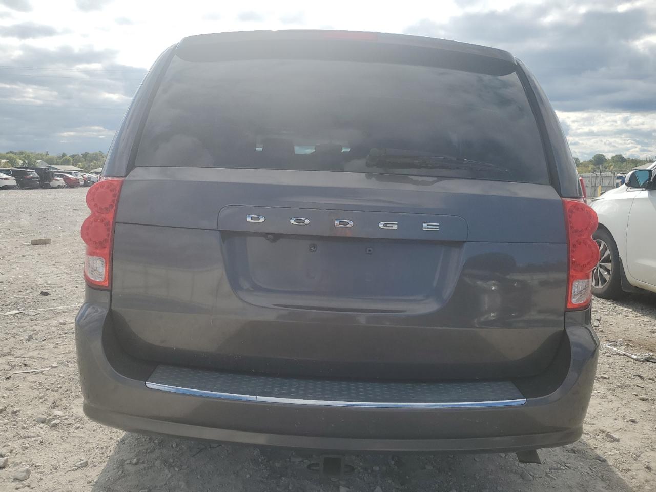 2016 Dodge Caravan VIN 2C4RDGBG2GR145149 Copart auction photo, front end damage thumbnail 6
