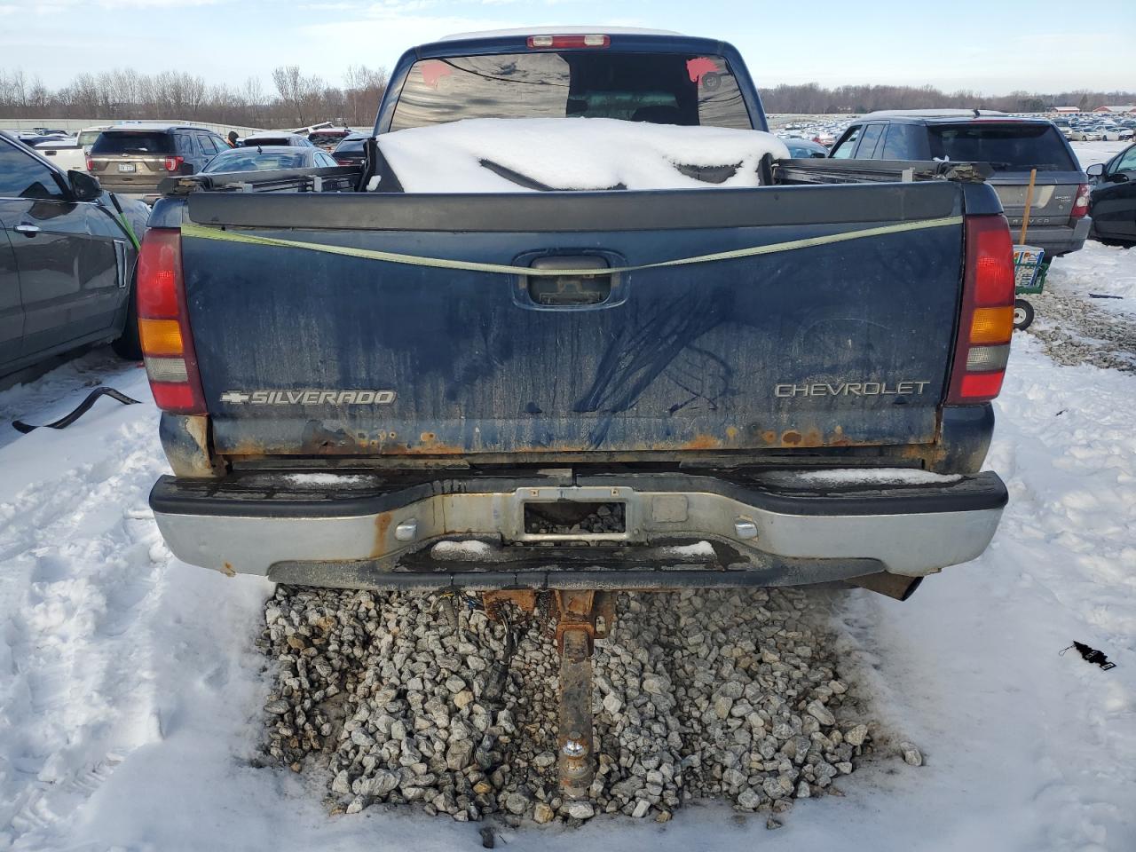 2001 Chevrolet Silverado VIN 1GCHK29U71E261175 Copart auction photo, front end damage thumbnail 6