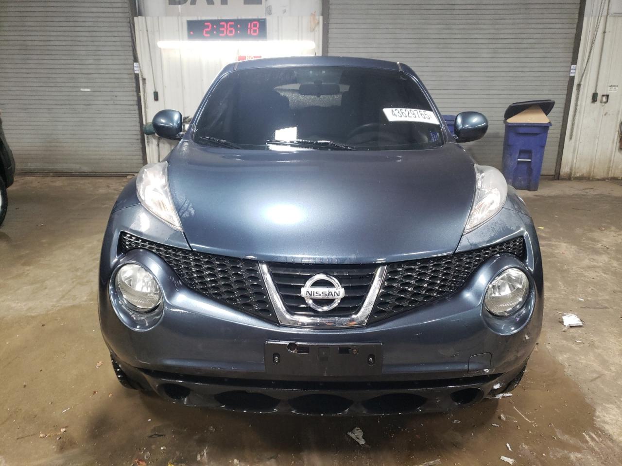 2013 Nissan Juke VIN JN8AF5MR6DT211821 Copart auction photo, vandalism damage thumbnail 5