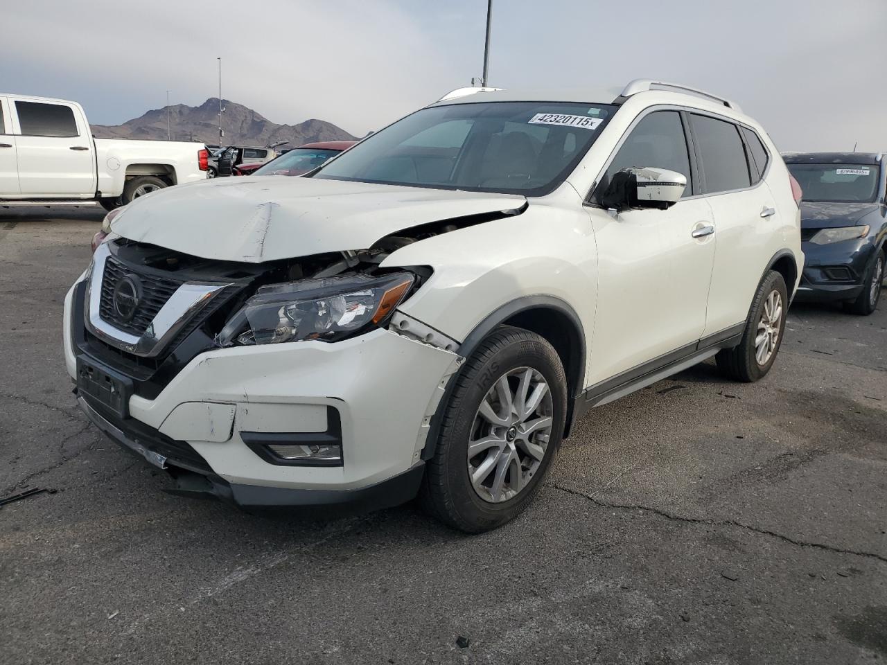 2018 Nissan Rogue VIN KNMAT2MT2JP552085