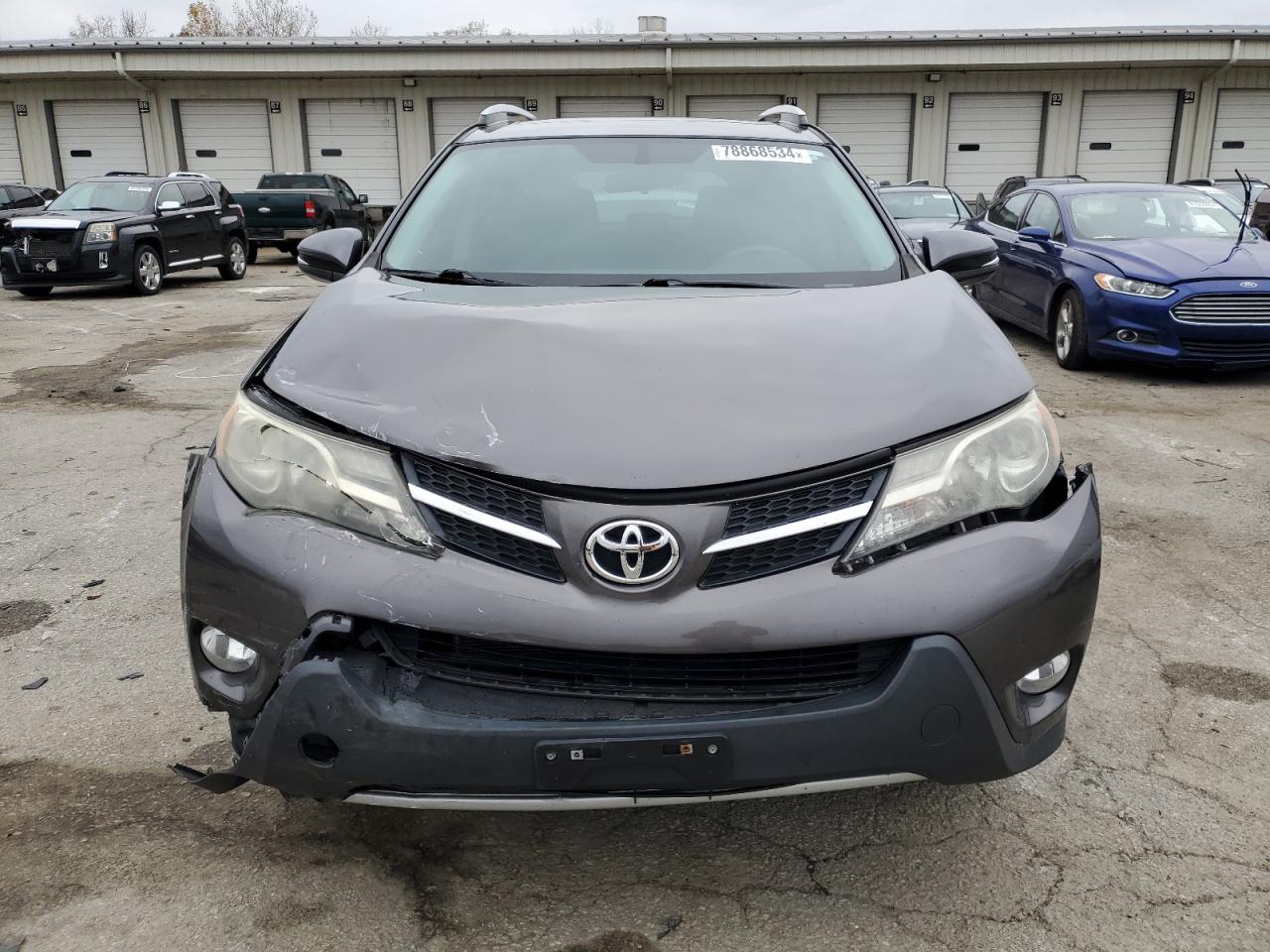2014 Toyota RAV 4 VIN 2T3RFREV2EW202212 Copart auction photo, front end / side damage thumbnail 5