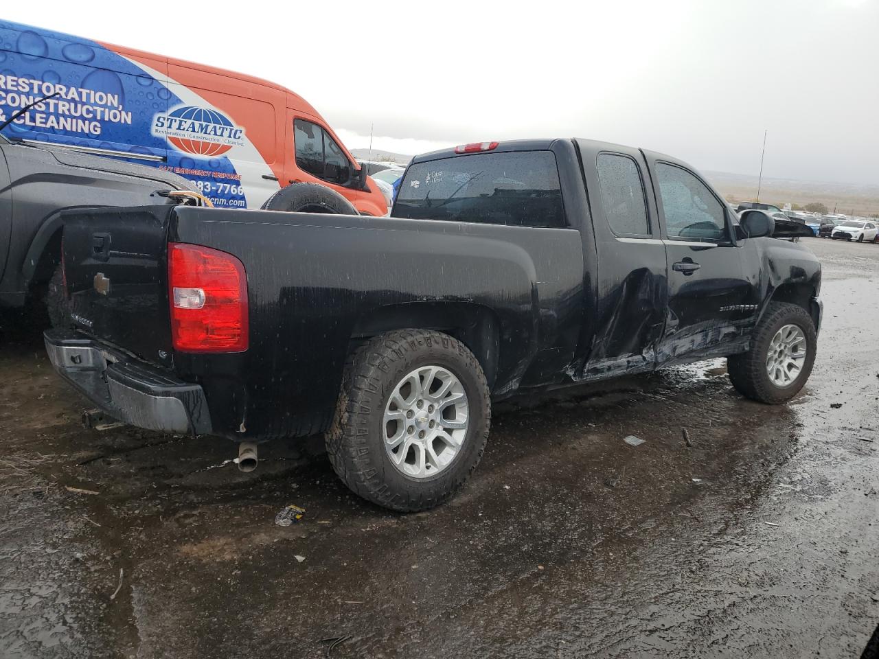 2007 Chevrolet Silverado VIN 1GCEC19XX7Z622730 Copart auction photo, all over damage thumbnail 3
