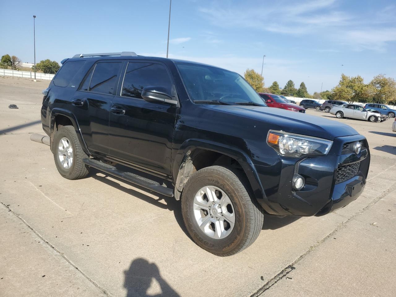 2015 Toyota 4Runner VIN JTEBU5JR8F5212465 Copart auction photo, hail / minor dent/scratches damage thumbnail 4