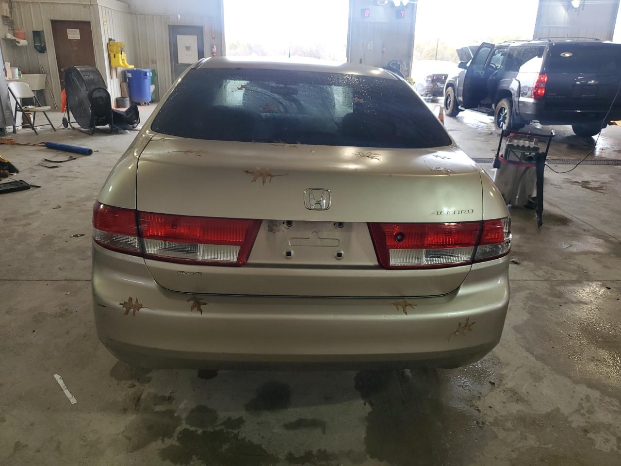 2004 Honda Accord VIN 1HGCM56354A080591 Copart auction photo, front end / rear end damage thumbnail 6