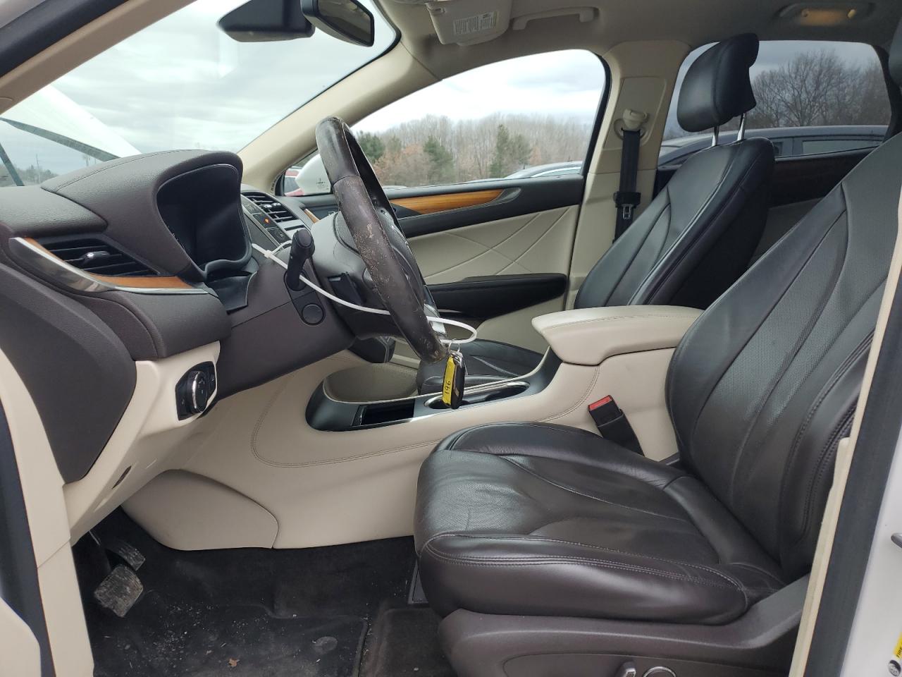 2015 Lincoln MKZ VIN 5LMTJ2AH5FUJ36841 Copart auction photo, rear end damage thumbnail 7